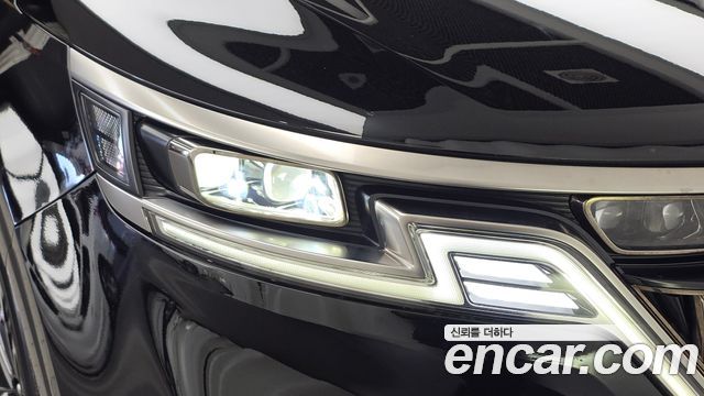 Kia Canival 2022 — photo 8