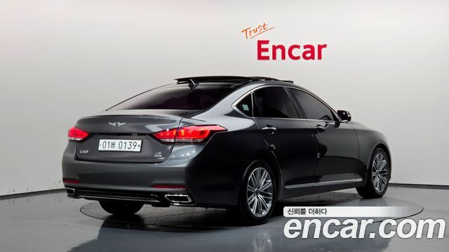 Genesis G80 2017 — photo 2
