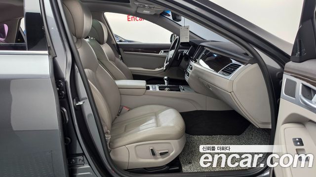 Genesis G80 2017 — photo 9