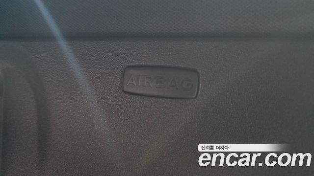 Land Rover Defender 2023 — photo 34