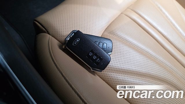 Kia K5 2021 — photo 21