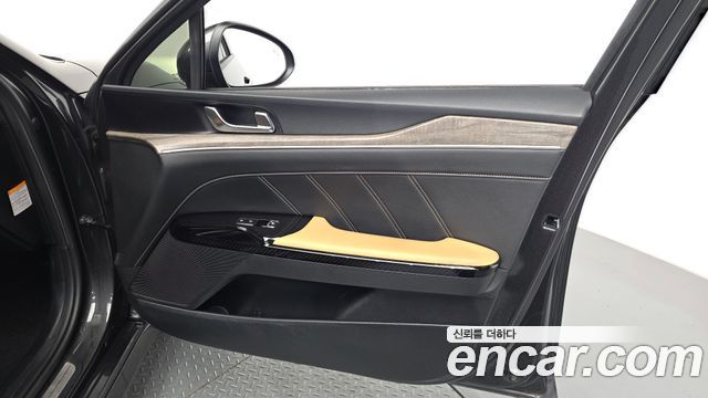 Kia K5 2021 — photo 14