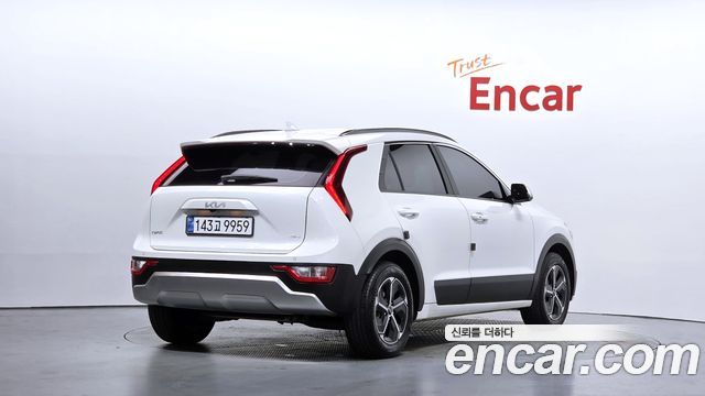 Kia Niro 2024 — photo 2