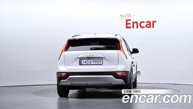 Kia Niro 2024 — photo 4