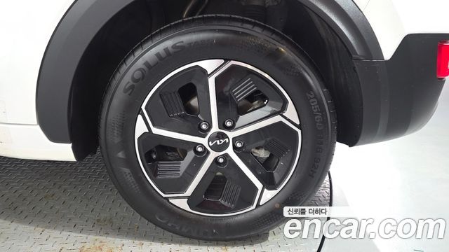 Kia Niro 2024 — photo 7