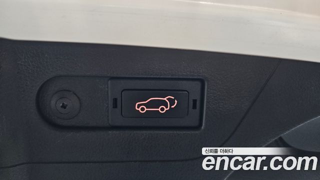 KG Mobility Rexton 2019 — photo 20