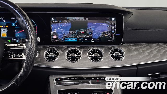 Mercedes-Benz CLS-Class 2023 — photo 14