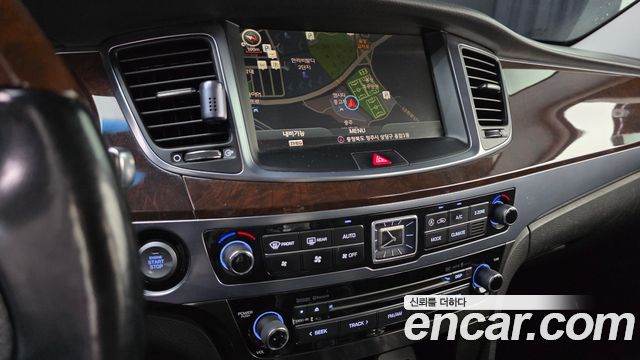 Hyundai Equus 2015 — photo 11