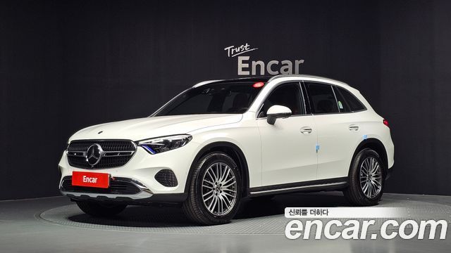 Mercedes-Benz GLC-Class 2026 — photo 1