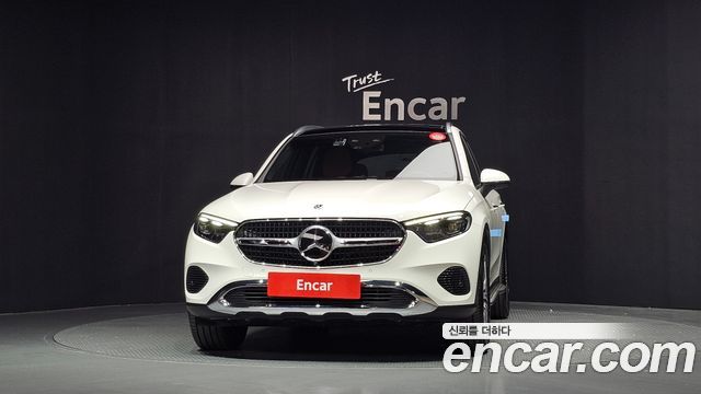 Mercedes-Benz GLC-Class 2026 — photo 3