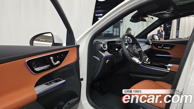 Mercedes-Benz GLC-Class 2026 — photo 13