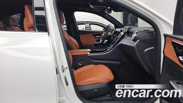 Mercedes-Benz GLC-Class 2026 — photo 17