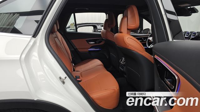 Mercedes-Benz GLC-Class 2026 — photo 18