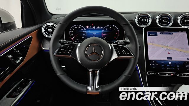 Mercedes-Benz GLC-Class 2026 — photo 19