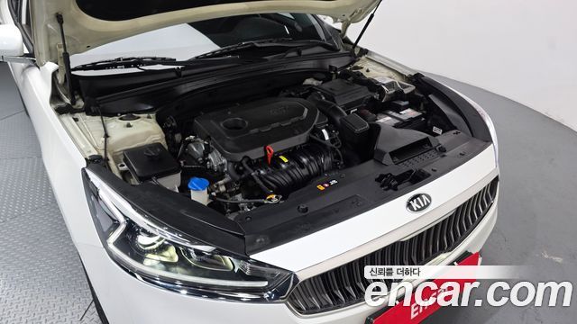 Kia K7 2017 — photo 6