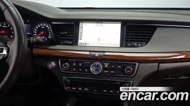 Kia K7 2017 — photo 13