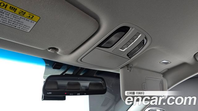 Kia K7 2017 — photo 17