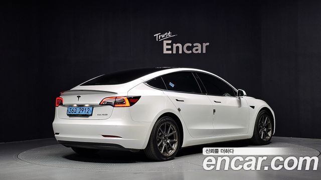 Tesla Model 3 2020 — photo 2