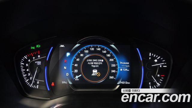 Hyundai Santafe 2019 — photo 11