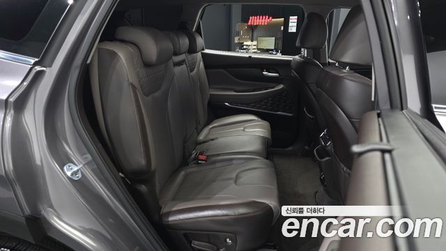 Hyundai Santafe 2019 — photo 17