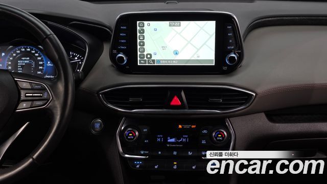 Hyundai Santafe 2019 — photo 22