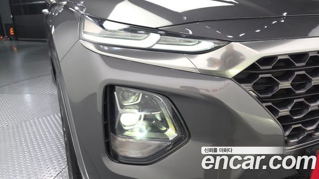 Hyundai Santafe 2019 — photo 8