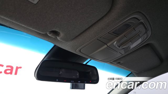 Hyundai Santafe 2019 — photo 29