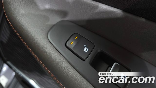 Hyundai Santafe 2019 — photo 32