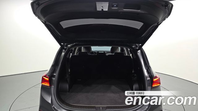 Hyundai Santafe 2019 — photo 33