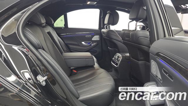 Mercedes-Benz S-Class 2019 — photo 18