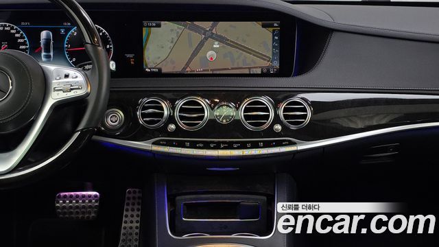 Mercedes-Benz S-Class 2019 — photo 20