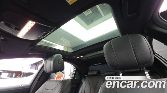 Mercedes-Benz S-Class 2019 — photo 24