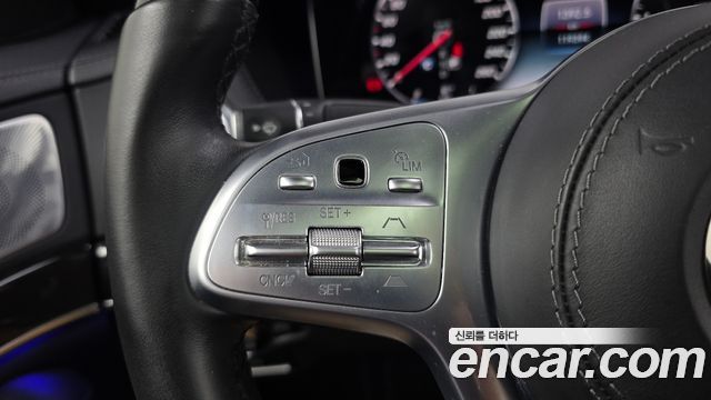 Mercedes-Benz S-Class 2019 — photo 16