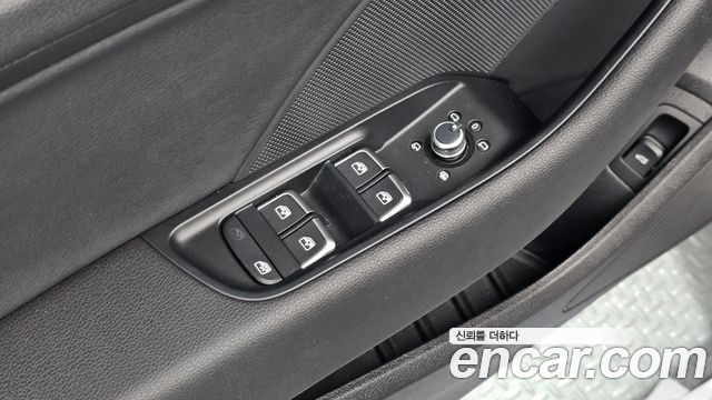 Audi A3 2018 — photo 30