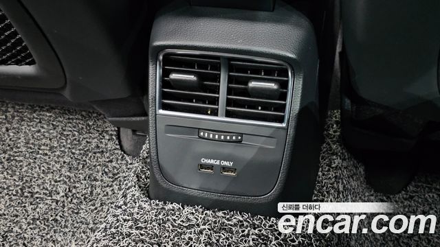 Audi A3 2018 — photo 31
