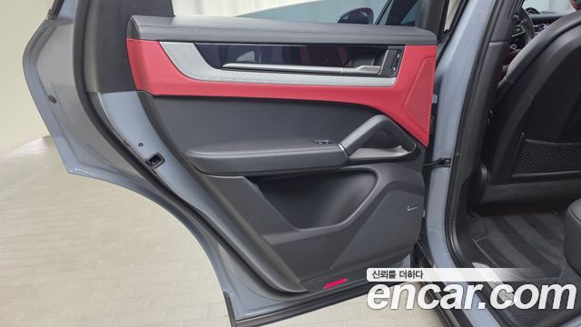 Porsche Cayenne 2024 — photo 15