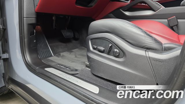 Porsche Cayenne 2024 — photo 32