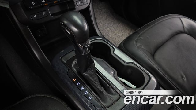 Chevrolet Korea Colorado 2022 — photo 12