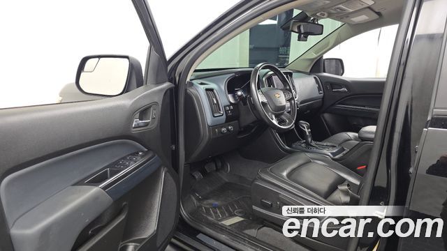 Chevrolet Korea Colorado 2022 — photo 13