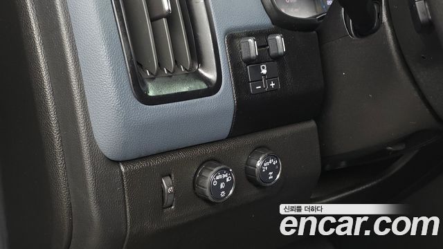Chevrolet Korea Colorado 2022 — photo 27