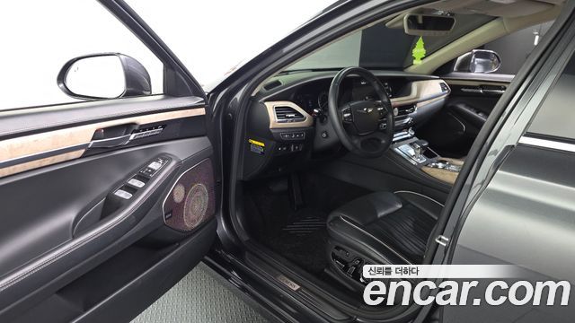 Genesis G90 2019 — photo 13