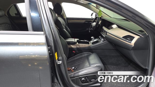 Genesis G90 2019 — photo 16