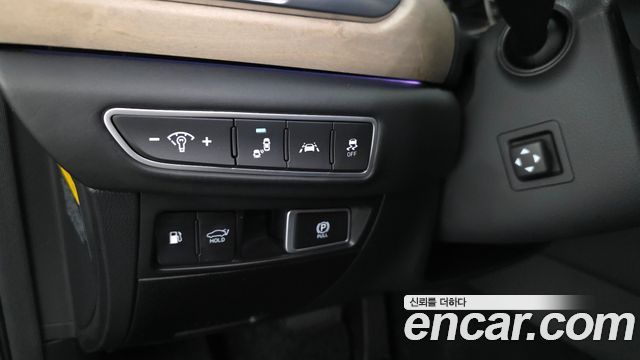 Genesis G90 2019 — photo 28