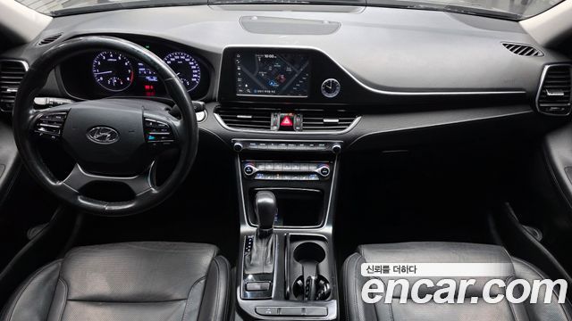 Hyundai Grandeur 2018 — photo 10
