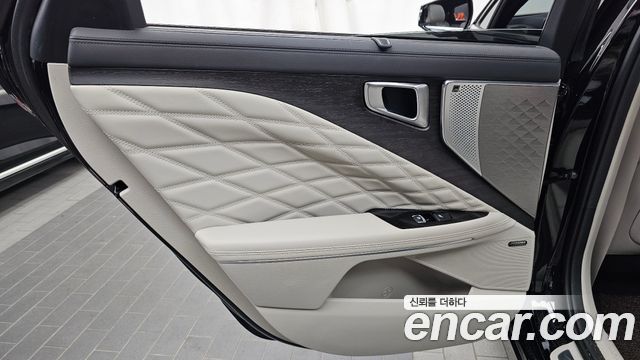 Kia K8 2023 — photo 15