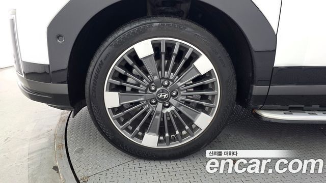 Hyundai Santafe 2025 — photo 5