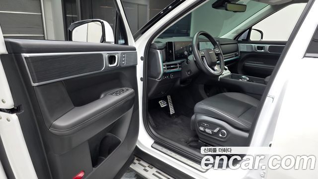Hyundai Santafe 2025 — photo 13