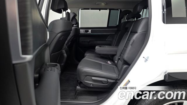 Hyundai Santafe 2025 — photo 17