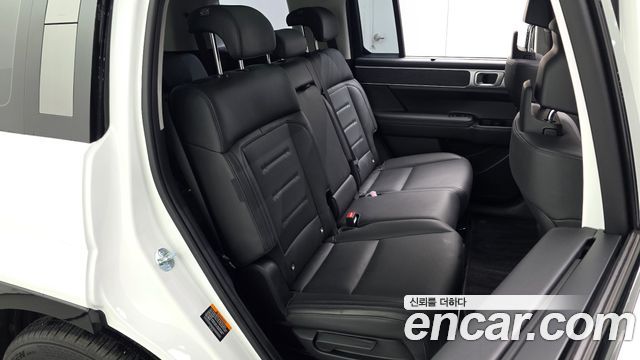 Hyundai Santafe 2025 — photo 18