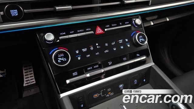 Hyundai Santafe 2025 — photo 25